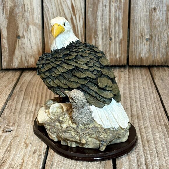 American Bald Eagle with Eaglet Sculpture on Wood Base - Picture 4 of 9